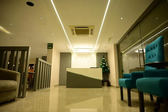 STERLING KEYS BY TGI - 2