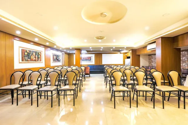 FabHotel Sri Krishna Suites - Hotel in Bellandur - 3