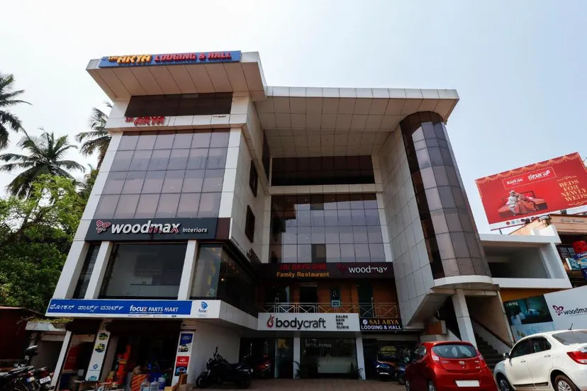 Super OYO Capital O Sai Arya Residency