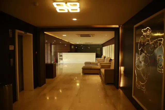 Hotel Swarnaa Paradise - 3