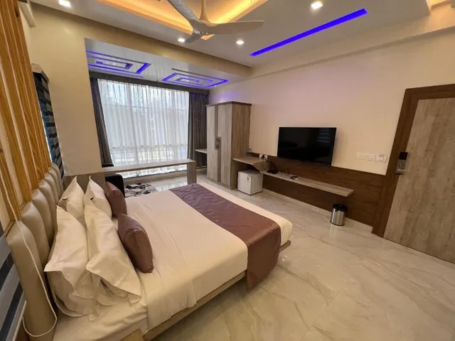 Hotel Sagittarius - 4