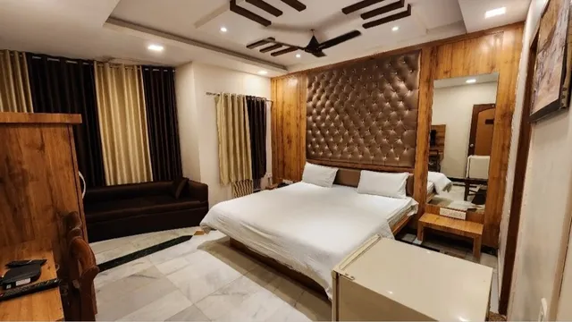 Hotel Rajpurohit Rajwada - 3