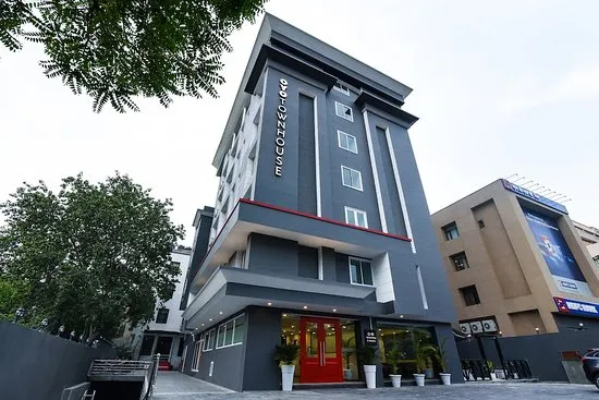 OYO Townhouse 253 Ram Nagar
