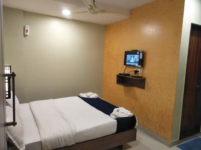 Uday Bhuvan's Rama Keshav Lodge - 4