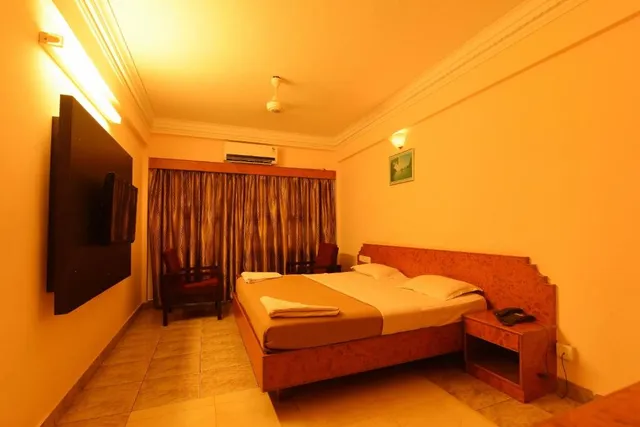 Hotel Sriram Residency - 4