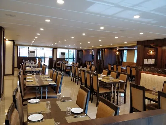 Hotel Sarah International - 3