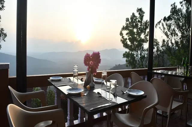 Hotel Mayura Valley View Madikeri - 3