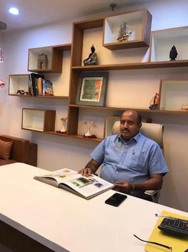 Acharya Sunil Mehtani Vastu Expert & Astrologer - 2