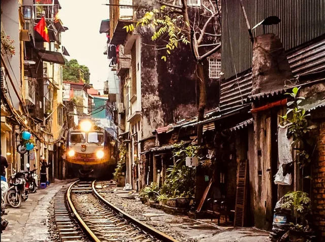 Experience the Best of Vietnam Package Tour from Kolkata