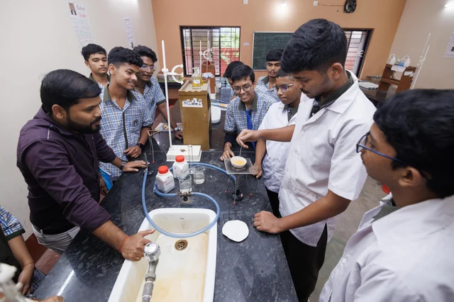 vivekananda seiksha kendra - 3