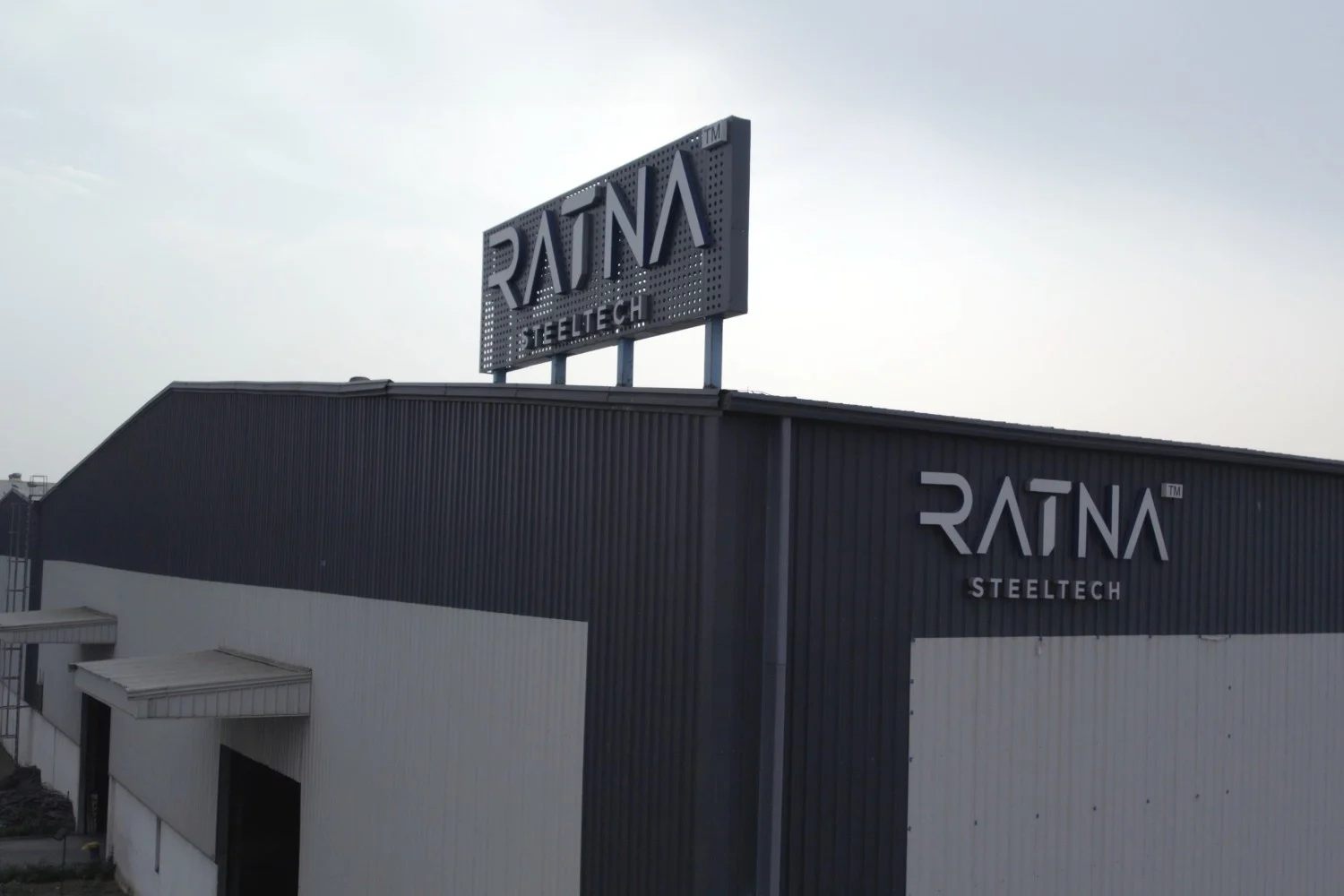 Ratna Steeltech
