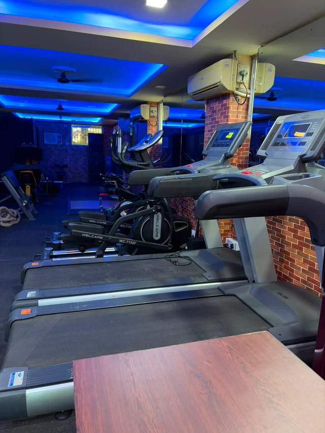 Solene Fitness Gym Salt Lake Sector 1 - 4