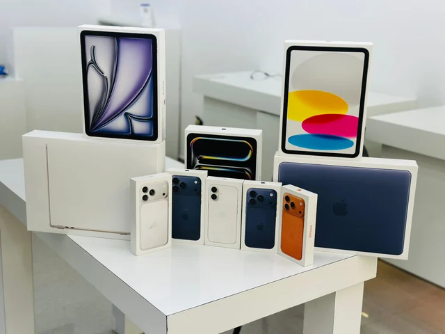 KM Apple Store - 4