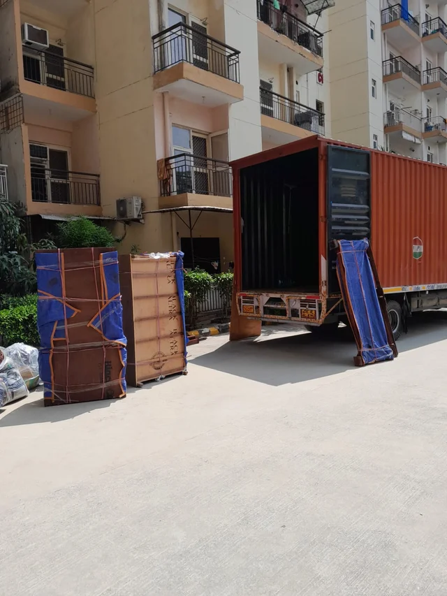 HK Packers and Movers - 5